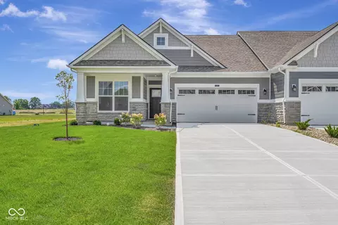 3232 Heather Dr, Bargersville, IN 46106