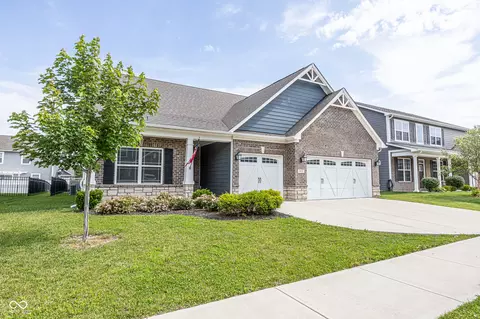 8822 Rowling Way, Indianapolis, IN 46239