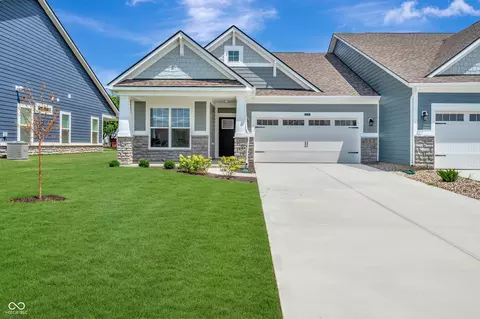 3249 Heather Dr, Bargersville, IN 46106