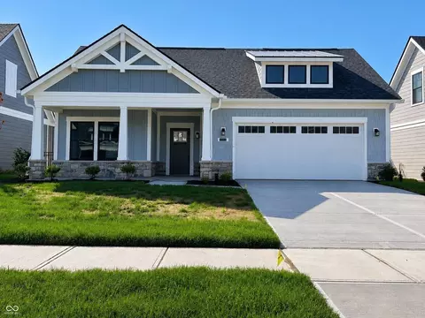 7073 Yosemite Dr, Zionsville, IN 46077