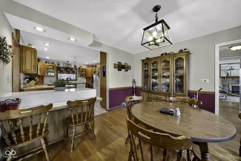 Dining - 6702 E 96th St, Fishers, IN 46038 photo 2 of 3