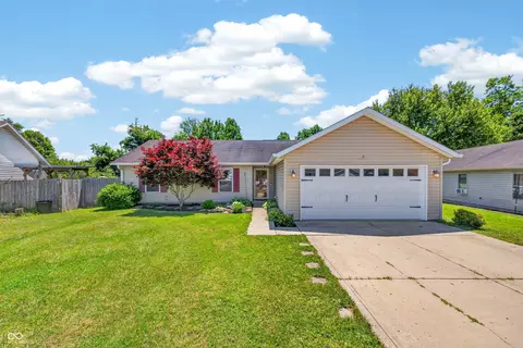 7373 S Woodruff Ln, Nineveh, IN 46164