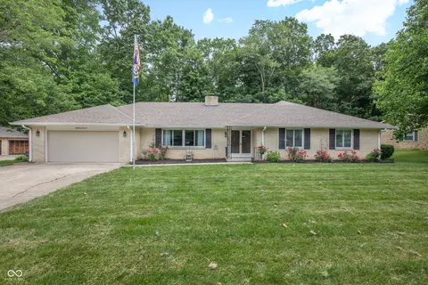 8114 Black Oak Dr, Plainfield, IN 46168