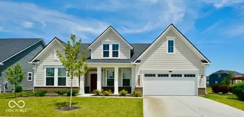 1397 Petit Verdot Dr, Westfield, IN 46074