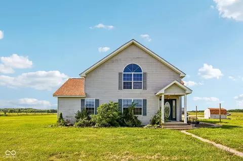 8476 E County Road 800 N, Bainbridge, IN 46105