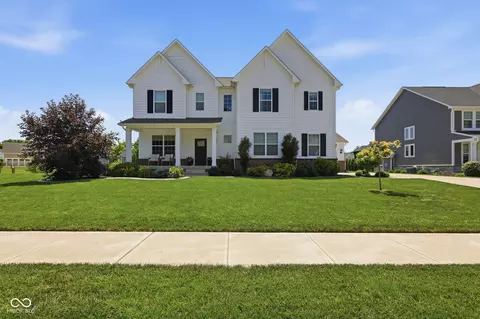 11050 Portage Woods Dr, Fishers, IN 46040