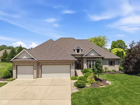2045 Aspen Dr, Avon, IN 46123