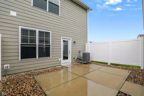 Exterior - 2726 Smith Rd, Plainfield, IN 46168 photo 2 of 7