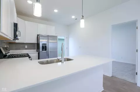 Kitchen - 2726 Smith Rd, Plainfield, IN 46168 photo 3 of 5