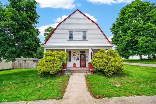 306 N High St, Brownstown, IN 47220