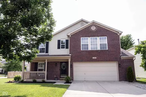 8419 S Shady Trail Dr, Pendleton, IN 46064
