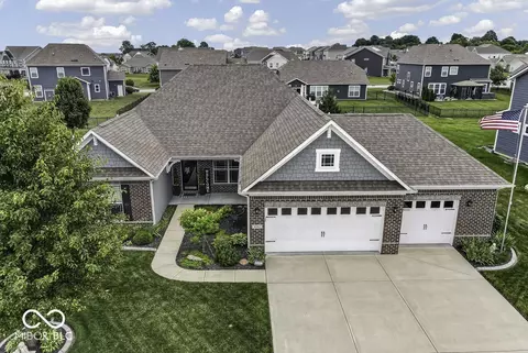 4201 Saddle Club Pkwy, Bargersville, IN 46106