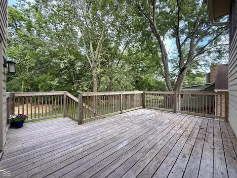 Exterior - 649 Elm Dr, Plainfield, IN 46168 photo 2 of 12
