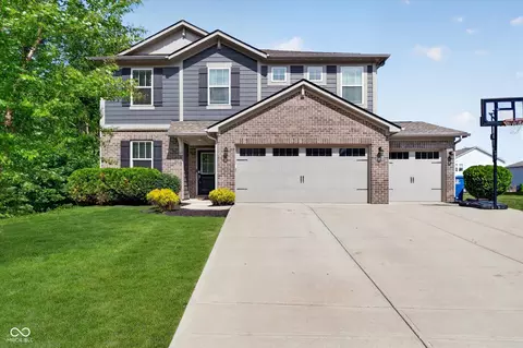 9863 Gaylen Ct, Fishers, IN 46040