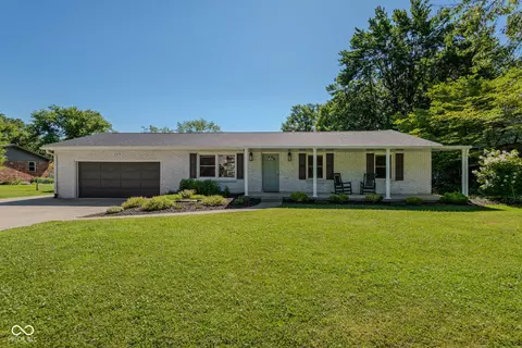 3375 Carolina St, Columbus, IN 47203