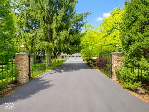 6360 Hoover, Indianapolis, IN 46260