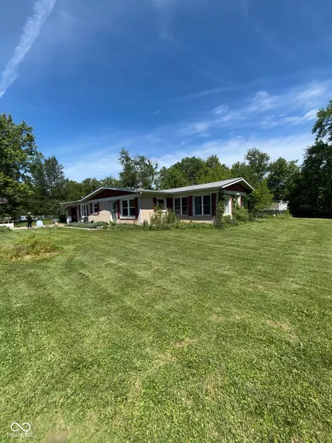 2908 Taxus St, Anderson, IN 46011