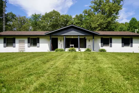 785 Deer Run, Orleans, IN 47452