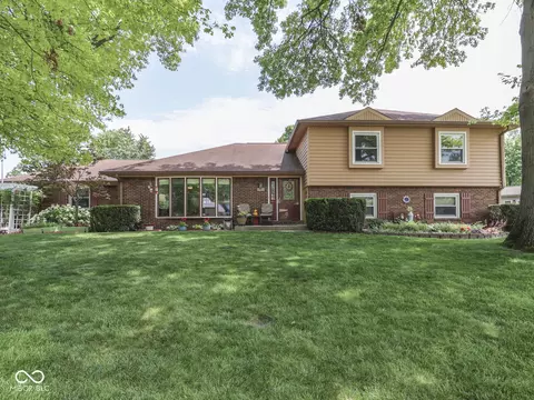 6903 White Pines Ct, Indianapolis, IN 46217
