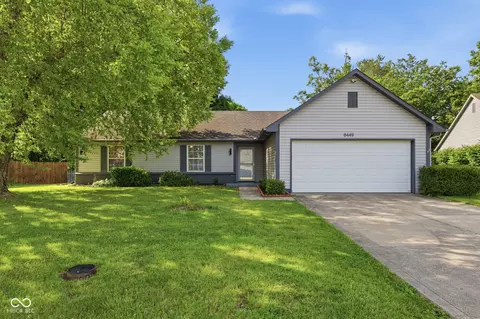 8449 Inland Dr, Avon, IN 46123
