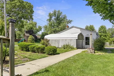 Exterior - 210 S West St, Pendleton, IN 46064 photo 10 of 11