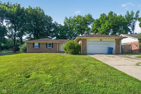 6613 E 52nd Pl, Indianapolis, IN 46226