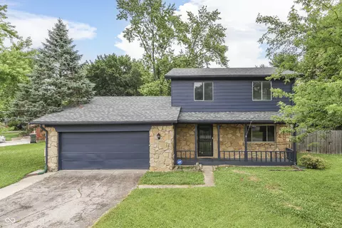 7423 Snowflake Dr, Indianapolis, IN 46227