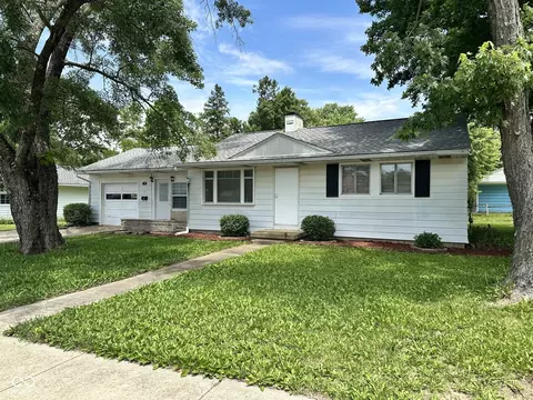 2 W Tilden Dr, Brownsburg, IN 46112
