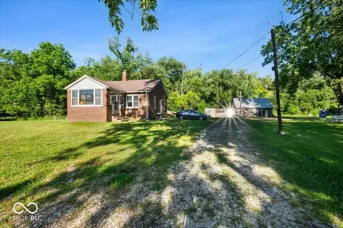 5118 Sandhurst Dr, Indianapolis, IN 46217