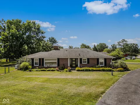 1603 Mccullough Ln, Columbus, IN 47203
