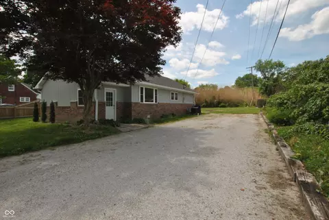 506 N Main St, Mooresville, IN 46158