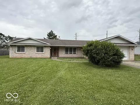 1605 Cedar Dr, New Castle, IN 47362
