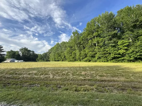 1012 E Allegheny Trl, Greensburg, IN 47240
