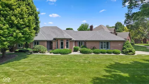 3646 Eagle Emblem Ct, Greenwood, IN 46143