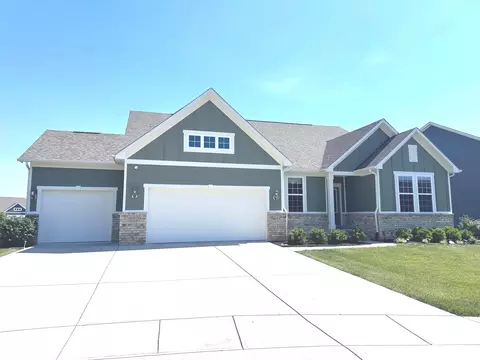 8512 Rockwood Ln, Indianapolis, IN 46259