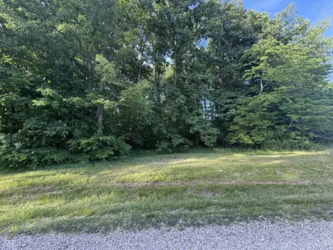 1014 E Allegheny Trl, Greensburg, IN 47240