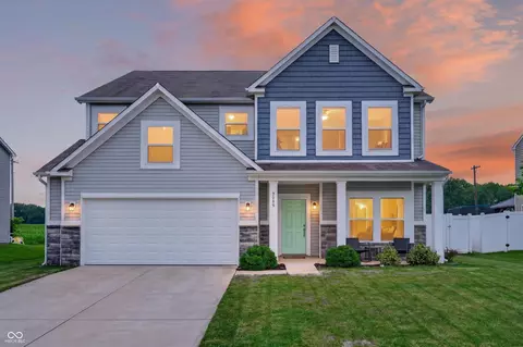 2089 Deer Valley Ct, Columbus, IN 47201
