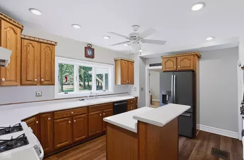 Kitchen - 5251 N 800 Rd E, Wilkinson, IN 46186 photo 1 of 3