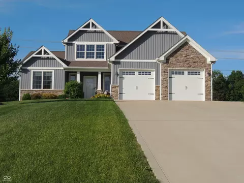 1499 NE Santee Dr, Greensburg, IN 47240