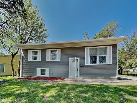 5614 Regency Dr, Indianapolis, IN 46224