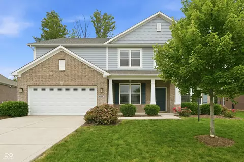 6304 Burgin Dr, Whitestown, IN 46075