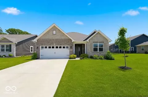 6599 Dunkirk Dr, Mccordsville, IN 46055