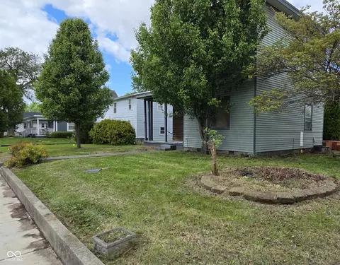 416 E Main St, Greentown, IN 46936 photo 2