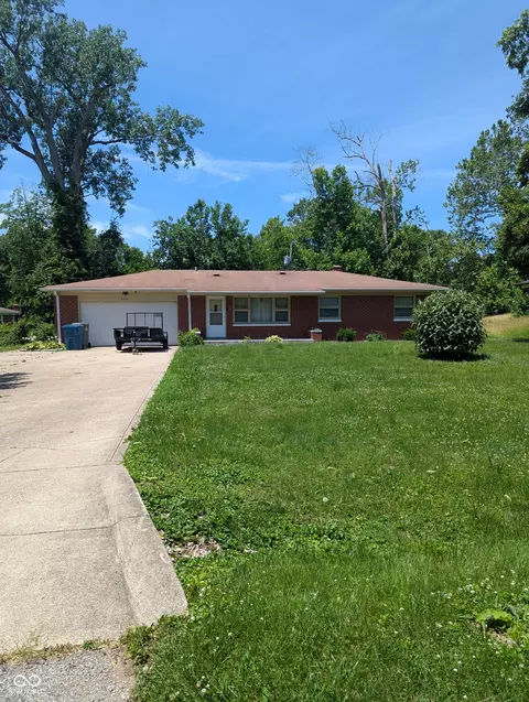 5910 Crooked Creek Dr, Indianapolis, IN 46228