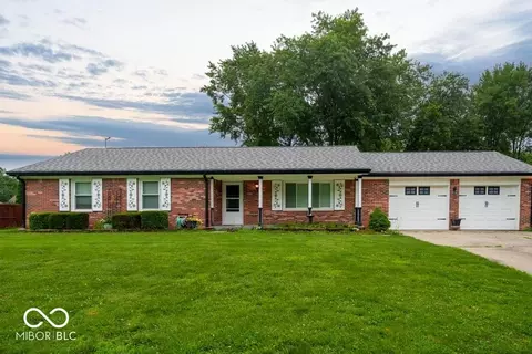 1294 Joanna Ct, Avon, IN 46123