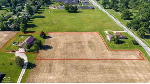 1802 N Ewing St, Seymour, IN 47274