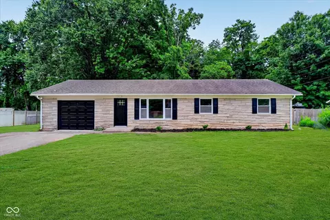 529 Everling Dr, Morgantown, IN 46160