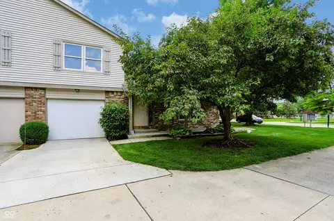 7533 Castleton Farms West Dr, Indianapolis, IN 46256