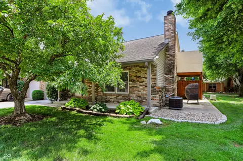 7533 Castleton Farms West Dr, Indianapolis, IN 46256