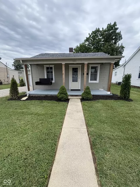 505 N Clay St, Edinburgh, IN 46124